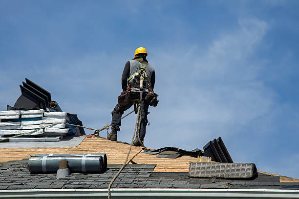 Professional Gutter Installation technician working in Milledgeville, OH